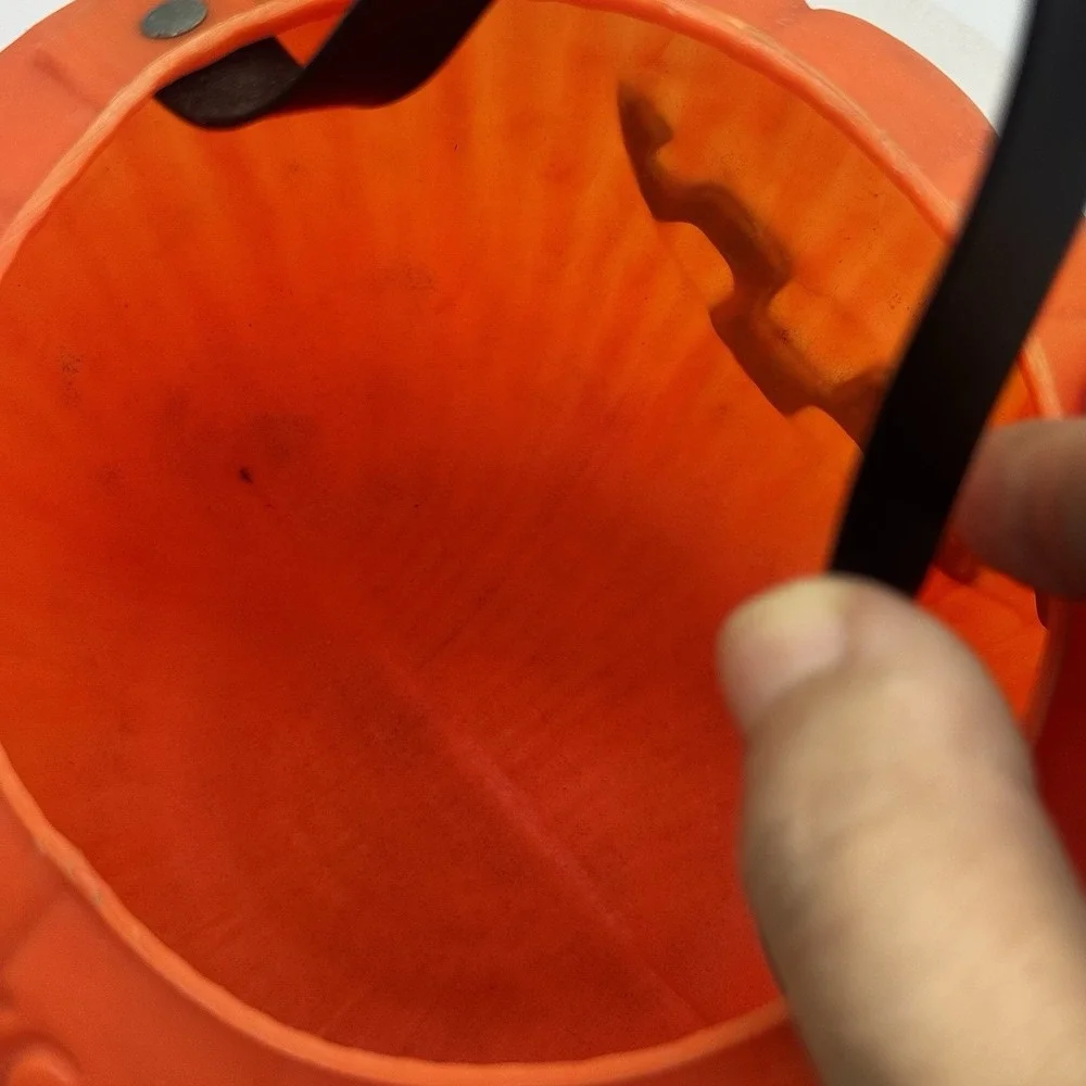 AJ Renzi Pumpkin Witch Halloween Blow Mold Trick Treat Bucket 800 Rivet Handle